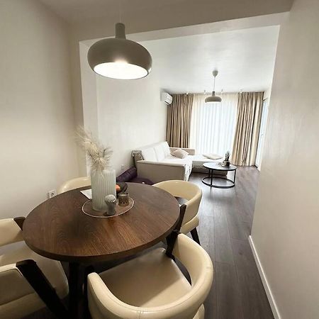 New Luxury Furnished Apartment - Beach, Varna Center & Fast Wi-Fi Exterior foto