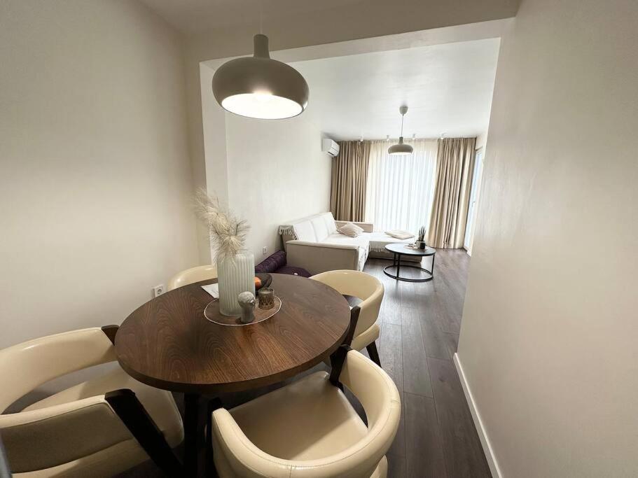 New Luxury Furnished Apartment - Beach, Varna Center & Fast Wi-Fi Exterior foto