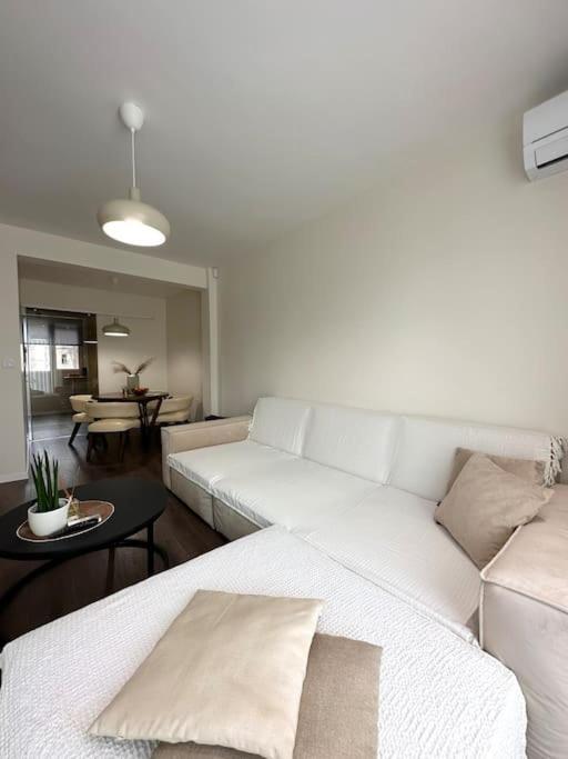 New Luxury Furnished Apartment - Beach, Varna Center & Fast Wi-Fi Exterior foto