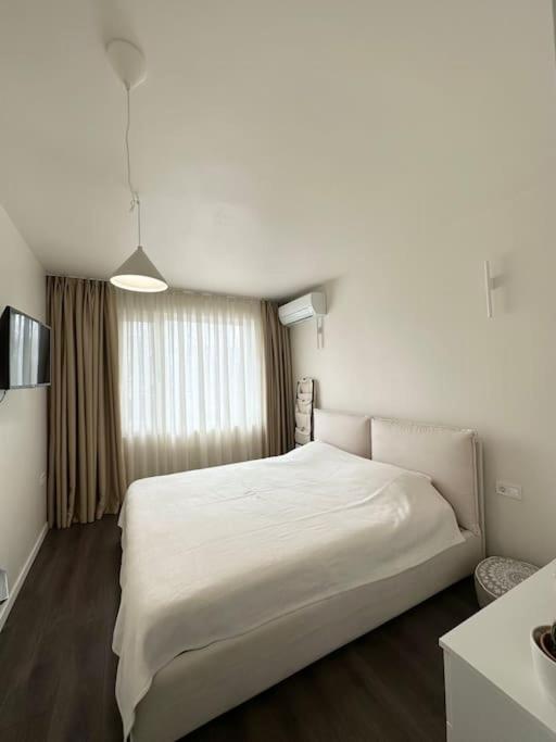 New Luxury Furnished Apartment - Beach, Varna Center & Fast Wi-Fi Exterior foto